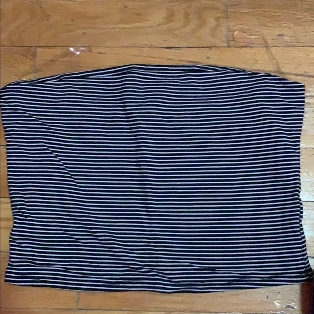 Black and white stripes tube top